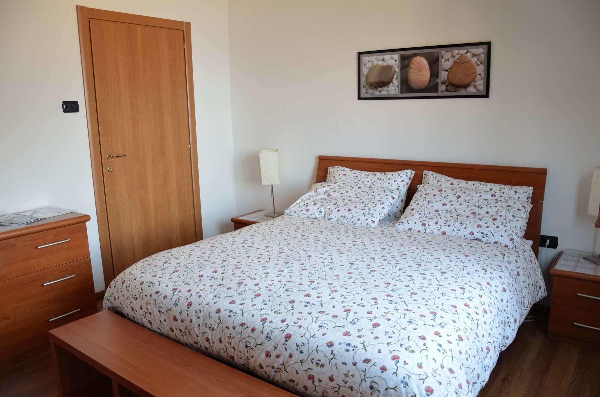 B&B Sosta Sul Lago Lezzeno Eksteriør billede